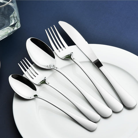 Cucharas Stilloye para cena con acabado espejo y cómodo agarre.