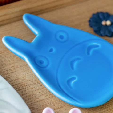 Uso práctico para servir snacks o salsas en la mesa