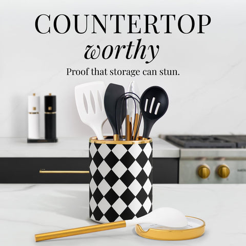 STYLED SETTINGS encima con conjunto elegante para un look coordinado