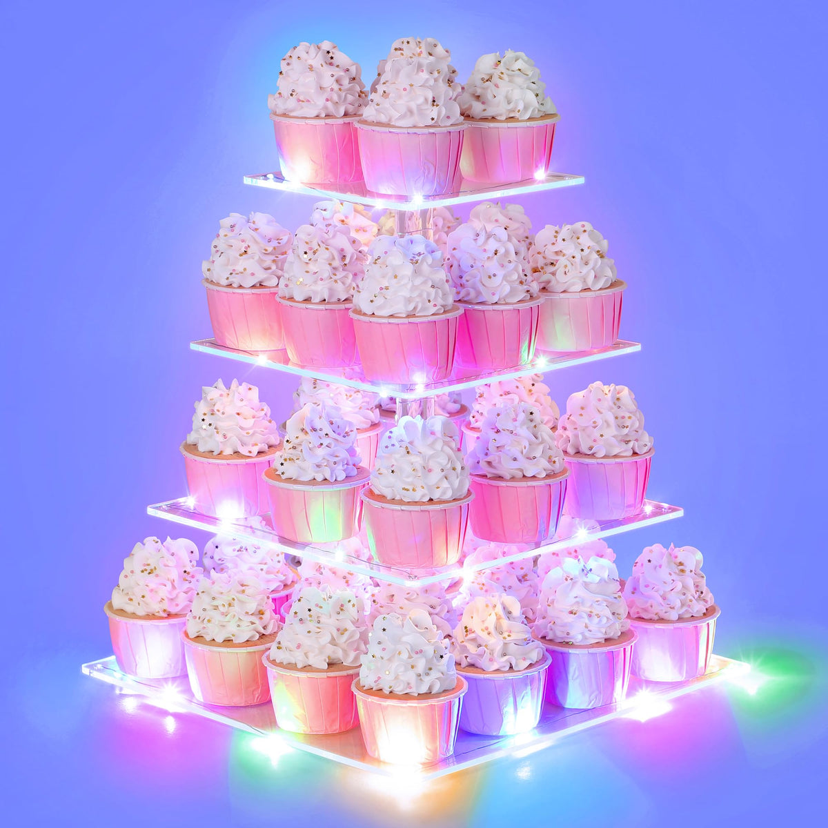 Torre Suneerplay con base estable para exhibir postres en eventos.