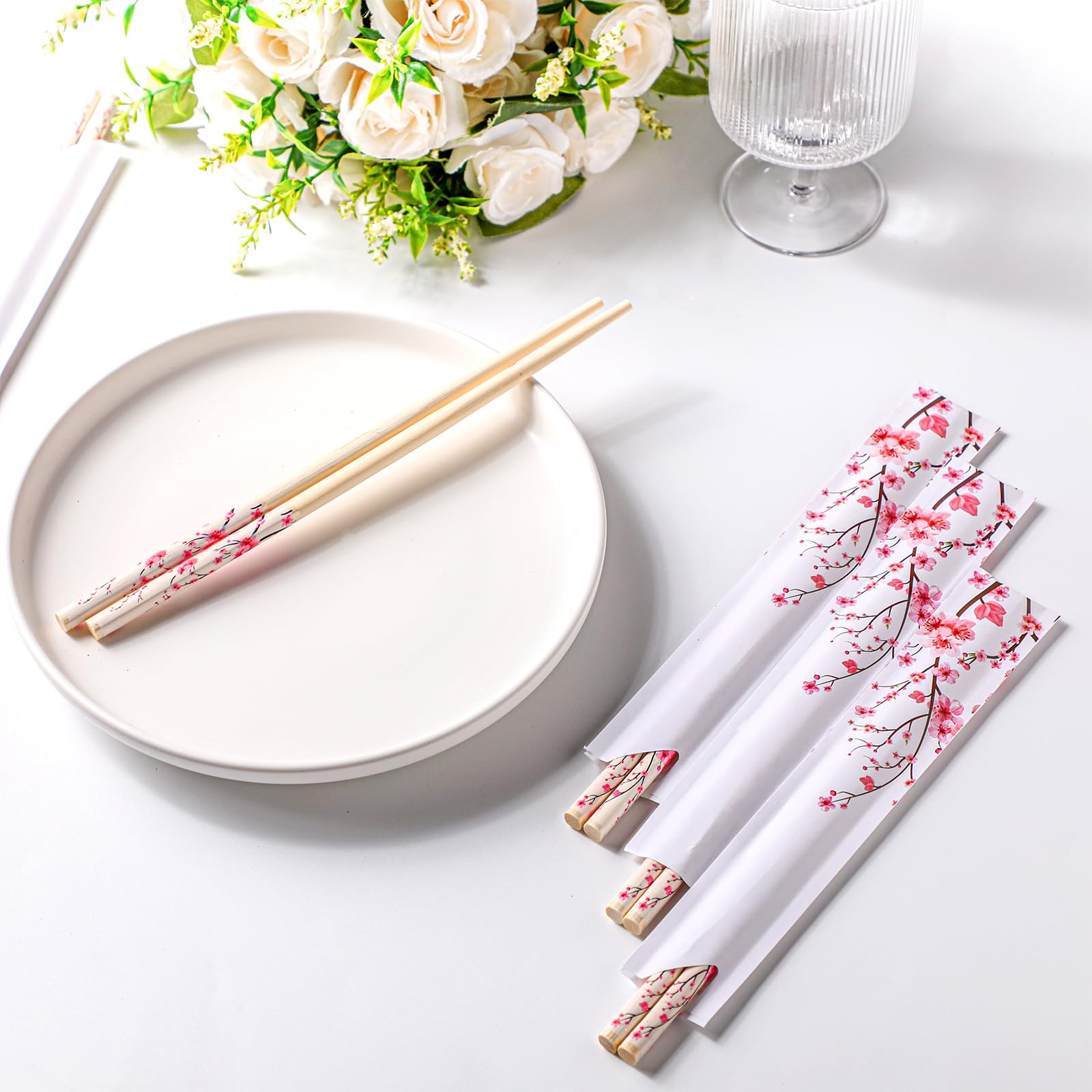 Palillos Suttmin flor de cerezo para bodas, diseño elegante.