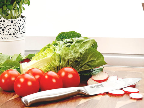 Cuchillo de verduras Svensbjerg para trocear y cortar rápido.