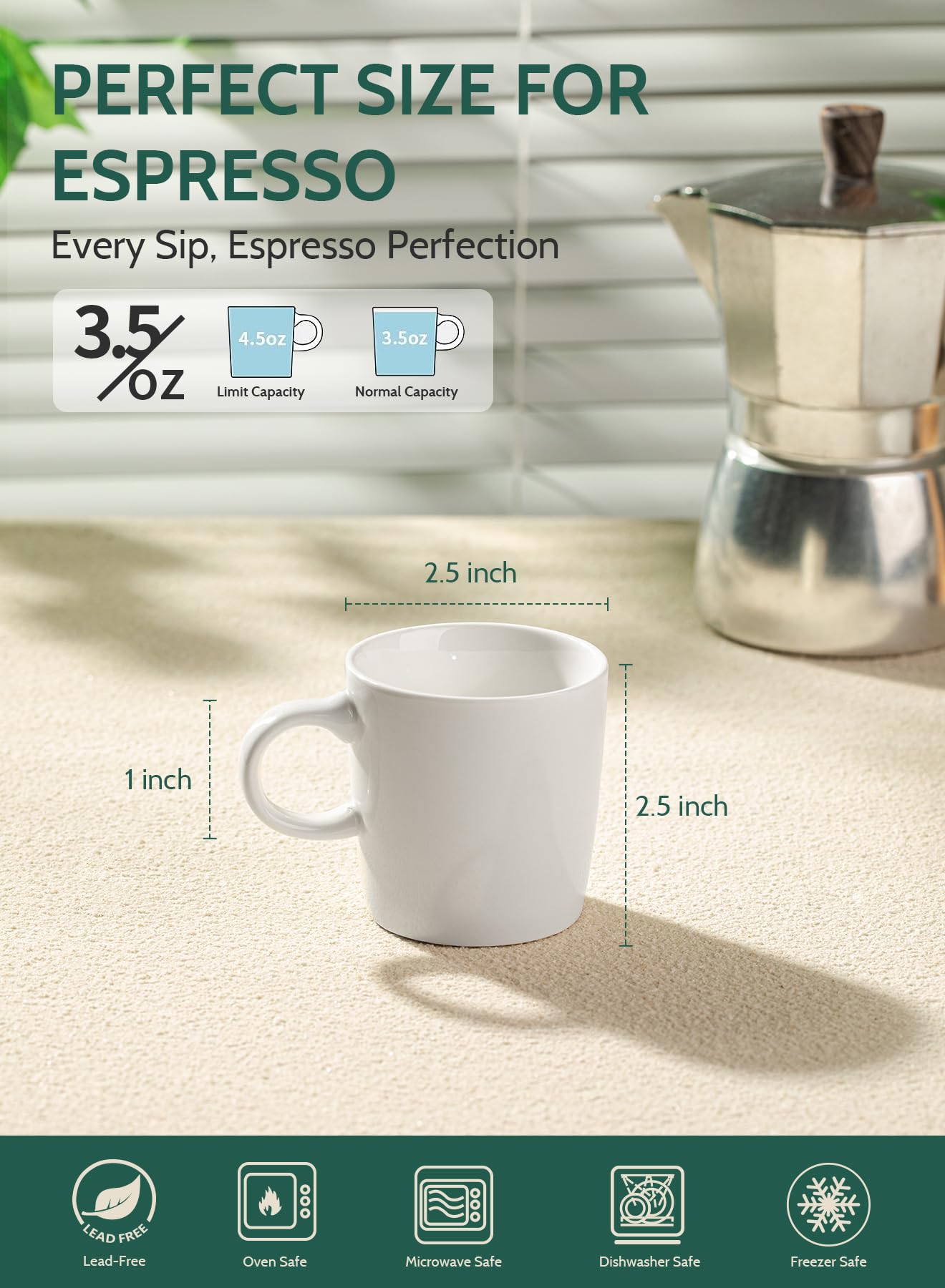 Copa Sweese con ambiente de cafe, presentación atractiva de espresso