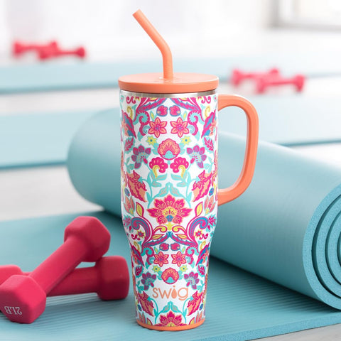 Swig Life 40 onzas Mega Mug Flourish con pajilla reutilizable para beber limpio.