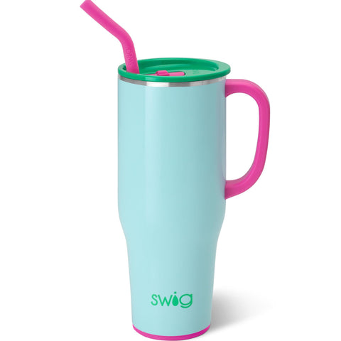 Swig Life 40oz Mega Mug con asa ergonómica para transportar bebidas fácilmente.