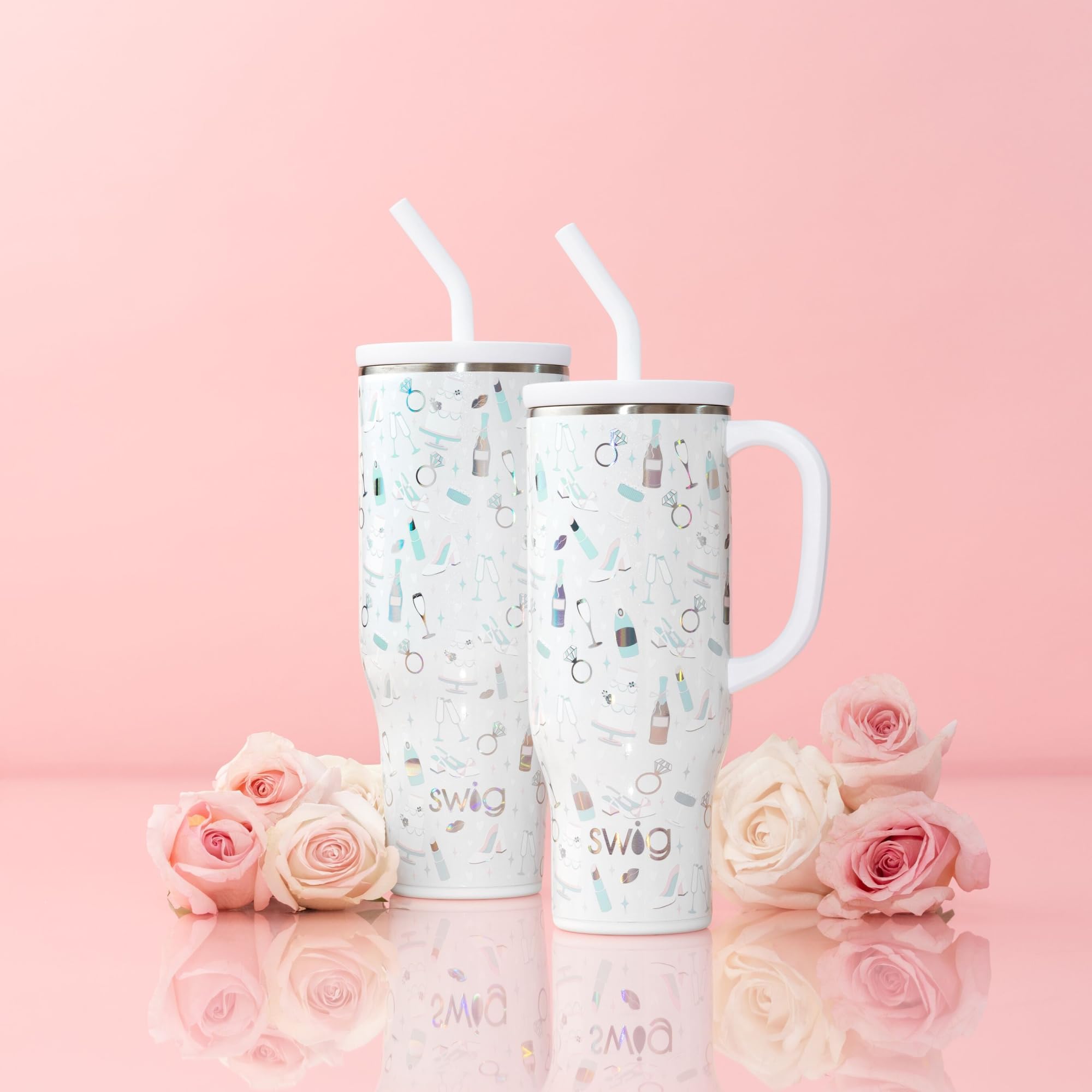 Swig Life 40 onzas Mega Mug con pajilla de silicona para sorber suave.
