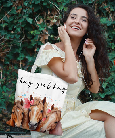 SZERE tote con diseño casual y elegante, combina con estilos de moda.