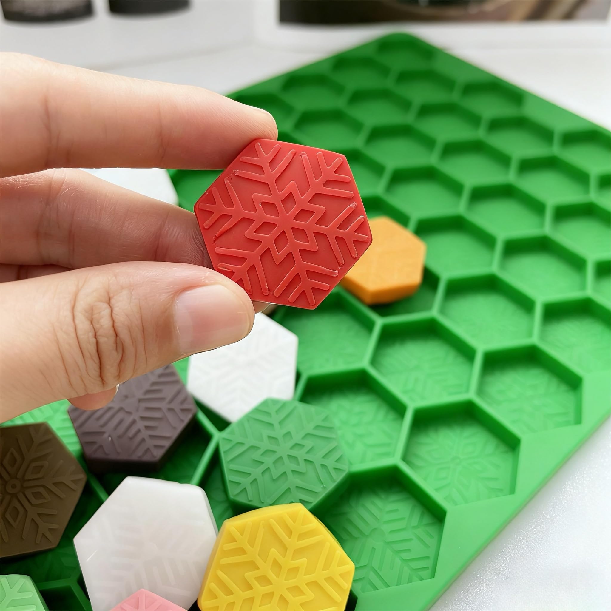 Tadonyny moldes silicona copos nieve hexagonales adornos pasteles, acabado elegante y versatilidad.