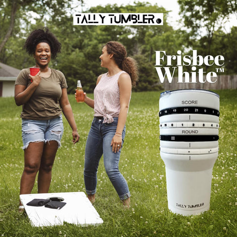 Tally Tumbler con contador de puntuación para seguimiento de rondas.