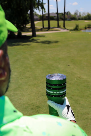 Tally Tumbler Golf resistente para uso en exterior.