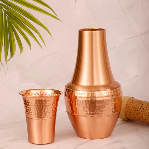 Taluka vaso de cobre con pajilla, práctico para beber en casa.