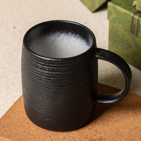 TaoTaojarvie taza cerámica, base ancha, estabilidad al servir bebidas calientes.