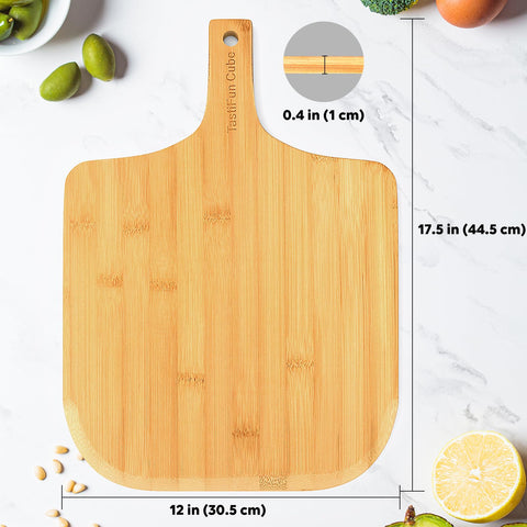 Pala para pizza de TastiFun Cube con medidas 44,5 cm para manejo cómodo.