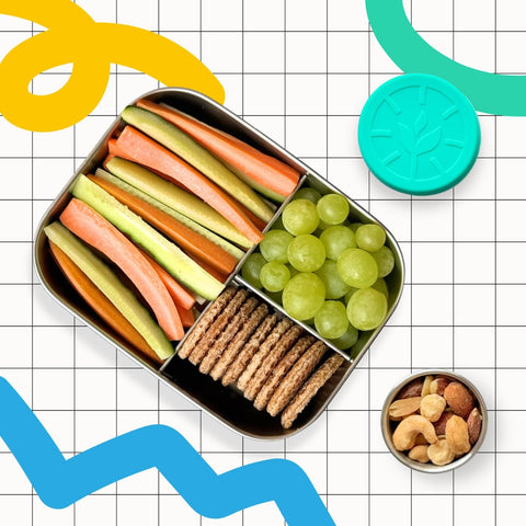Bento con 3 compartimentos para mantener comidas separadas.