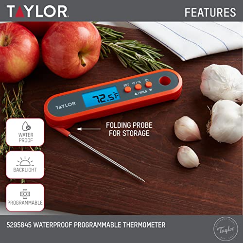Taylor termómetro digital con pantalla retroiluminada para lectura clara en cocinas oscuras.