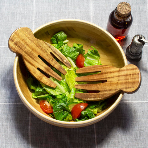 TB Home Salad Hands sirve con estilo y control al presentar platos.