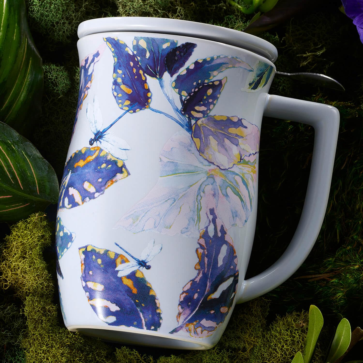Diseño elegante Tea Forte inspirado en el Jardín Botánico de Nueva York.