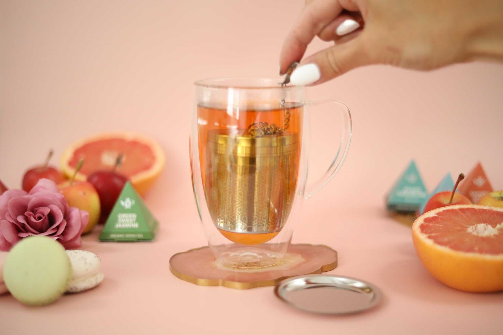 Teabloom diseño geométrico con flor para experiencia de té elegante