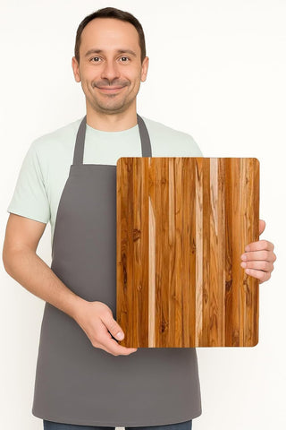 Asas ergonómicas Teakhaus facilitan mover la tabla durante la cocina