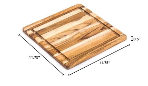Teakhaus tabla de corte ligera, fácil de trasladar entre cocina y mesa.