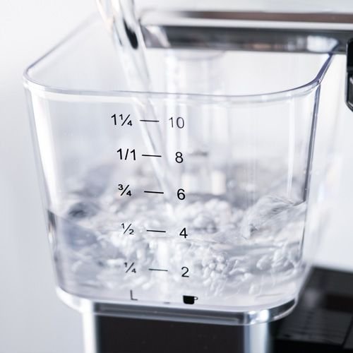 Technivorm Moccamaster ajuste manual de la cesta de goteo para extracción personalizada.