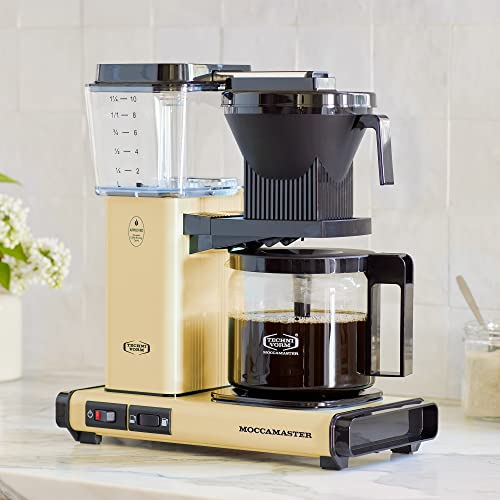 Technivorm Moccamaster KBGV diseño amarillo mantequilla para cocinas modernas
