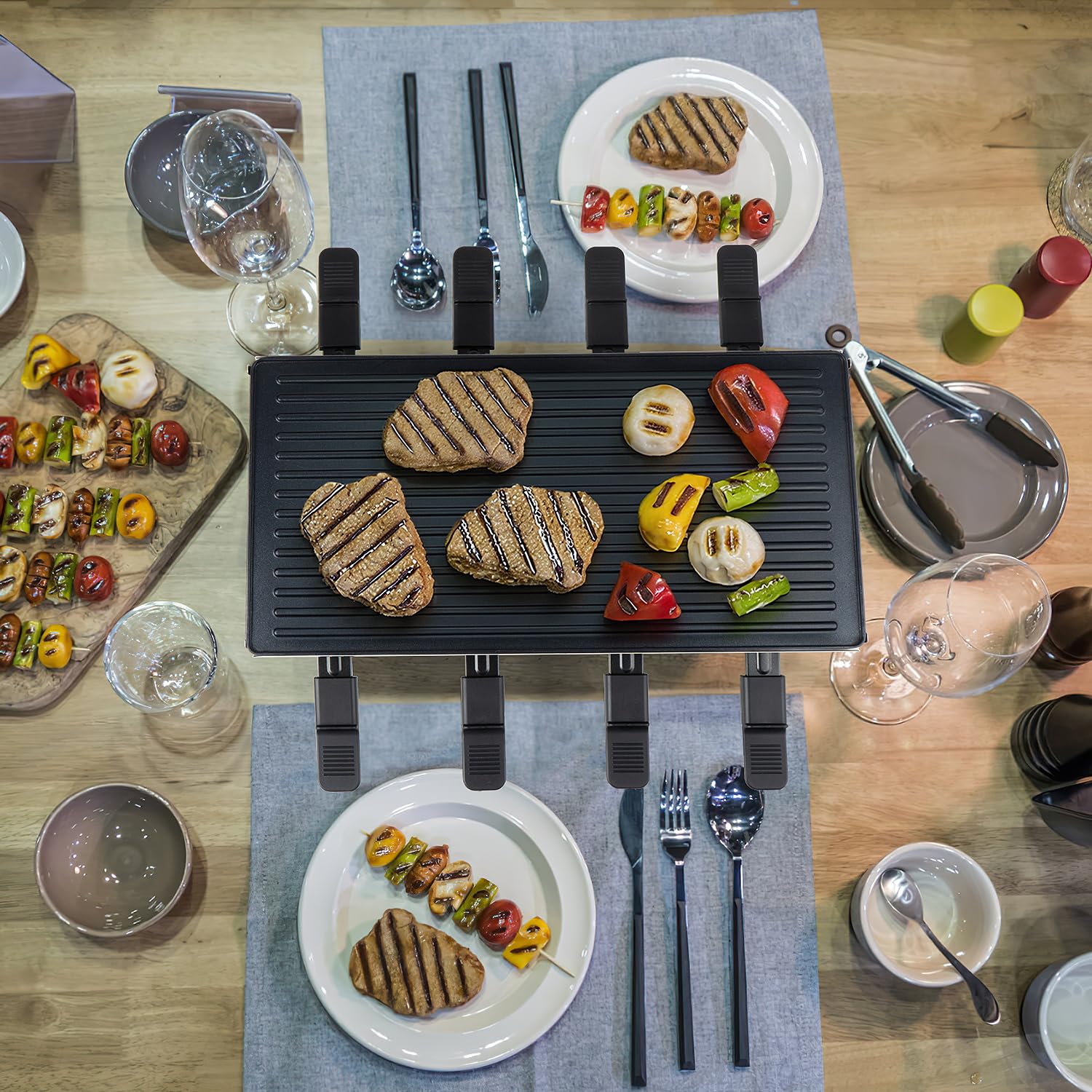 Techwood Raclette: limpieza fácil gracias a recubrimientos antiadherentes y piezas desmontables.