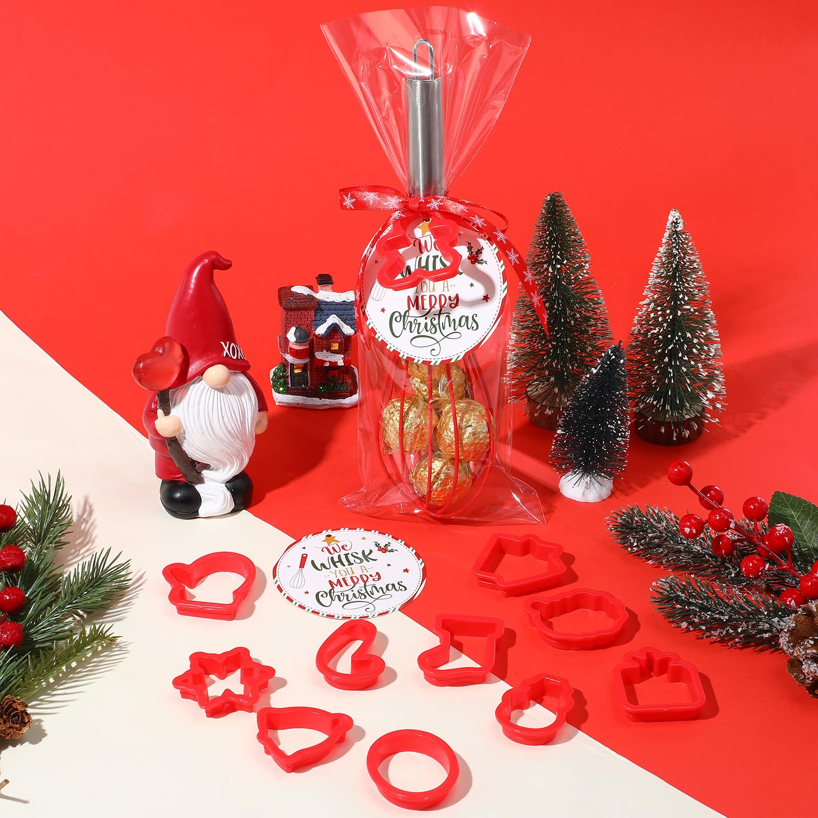 Teenyyou cinta roja con copos de nieve para envolver regalos festivos.