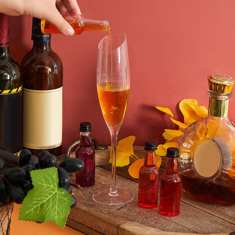 Tessco: botellas de 50 ml, tamaño práctico para licores y condimentos.