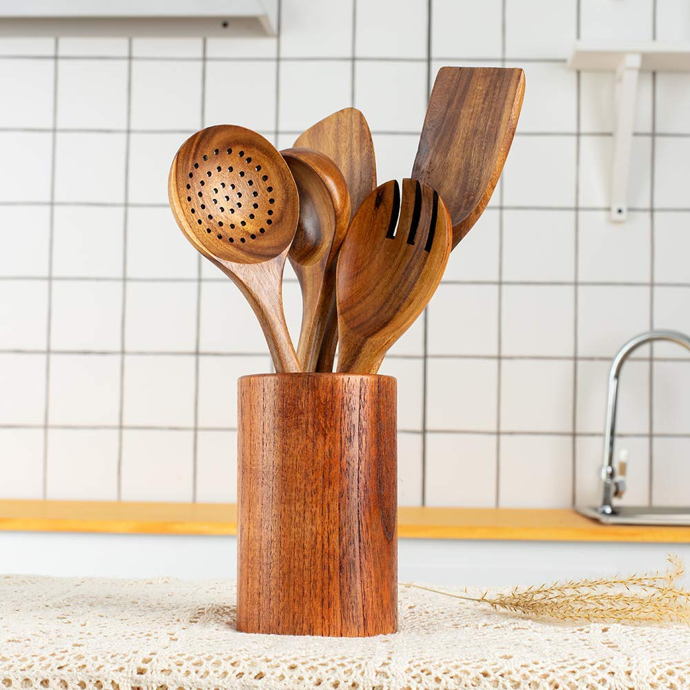 TEZZ cuchara de cocina en madera acacia, ideal para mezclar y servir.