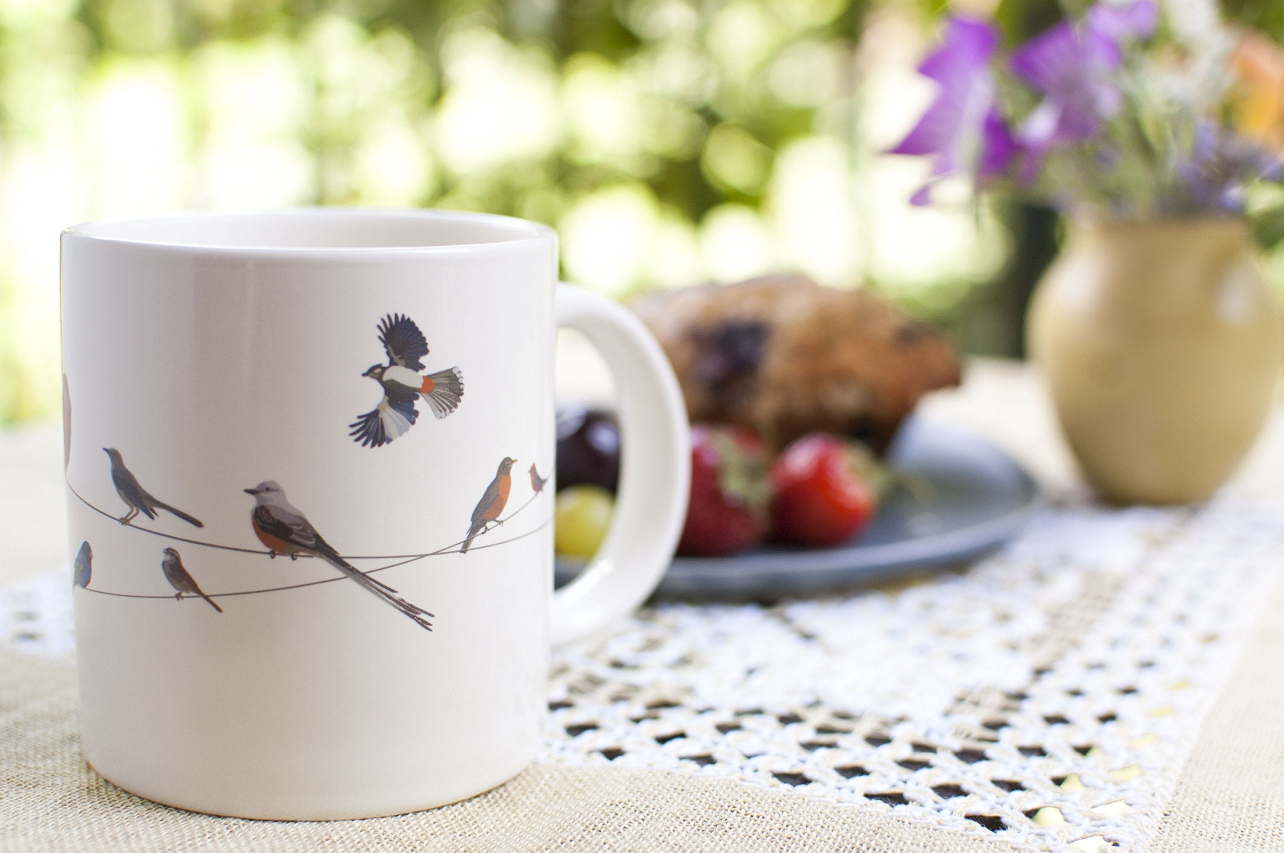 Birds on a Wire: taza apta para microondas y lavable a mano.