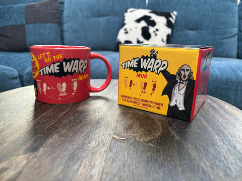 Taza Rocky Horror de The Unemployed Philosophers Guild lista para exhibirse.