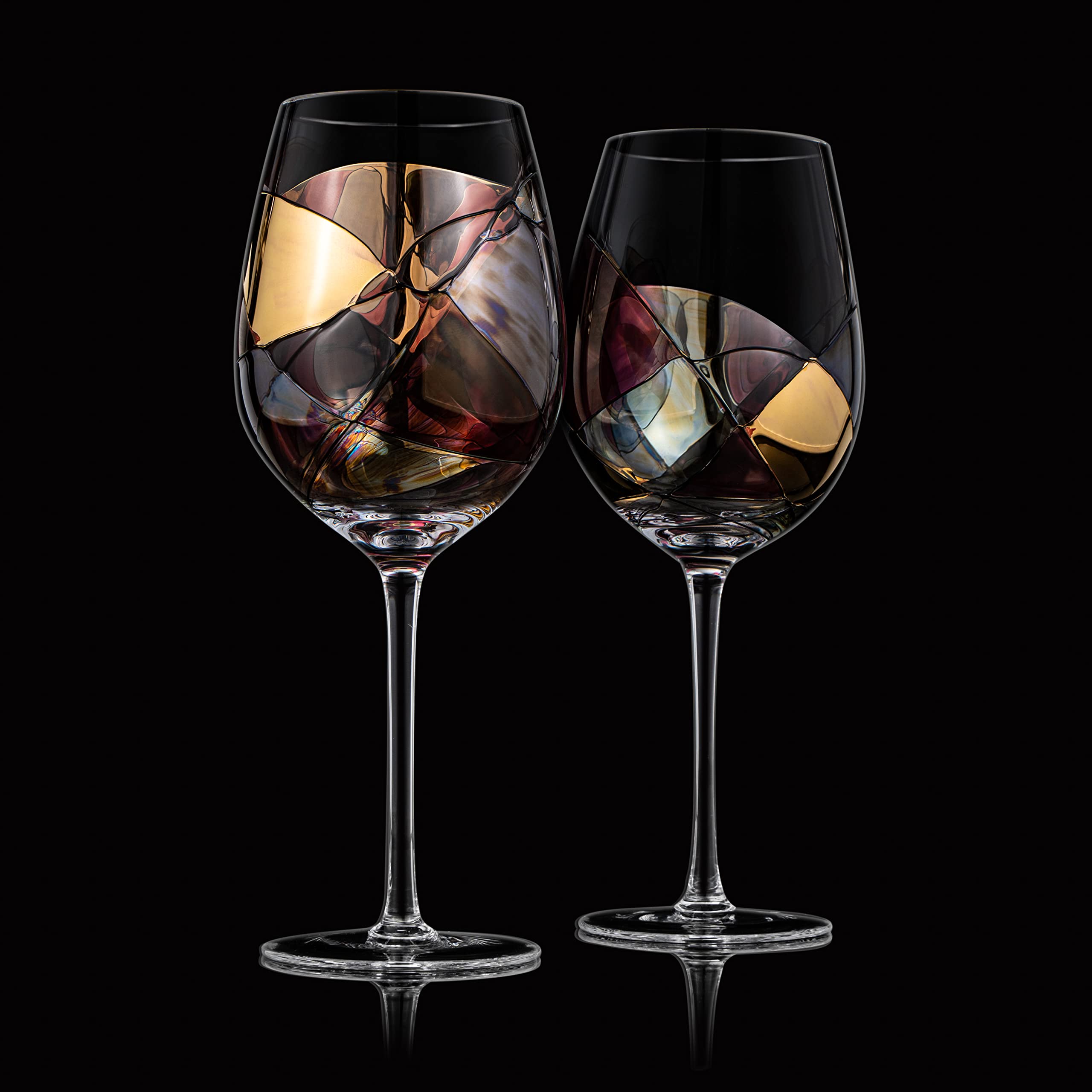 Uso múltiple de la copa The Wine Savant para vino, agua o zumos.
