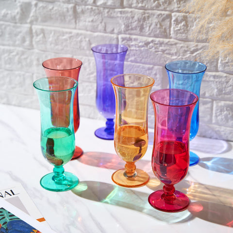 Vaso hurricane irrompible The Wine Savant en azul, ideal para piscina y bebidas frías.