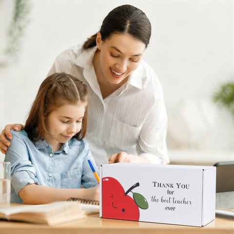 Tarjeta de agradecimiento THIRDCUP para docentes, mensaje personal incluido.