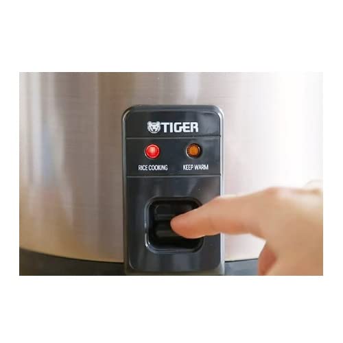 Tiger JNP-S55U panel de controles, diseño práctico y compacto.
