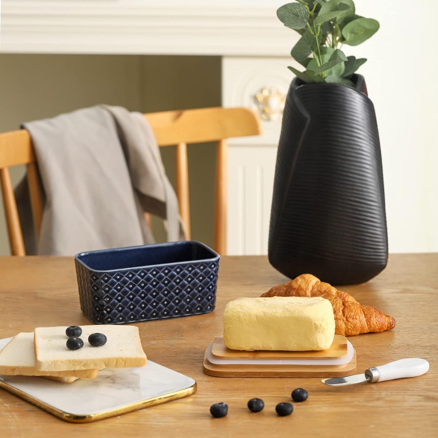 Tikooere tapa aireada con sello natural mantiene frescura y reduce olores.