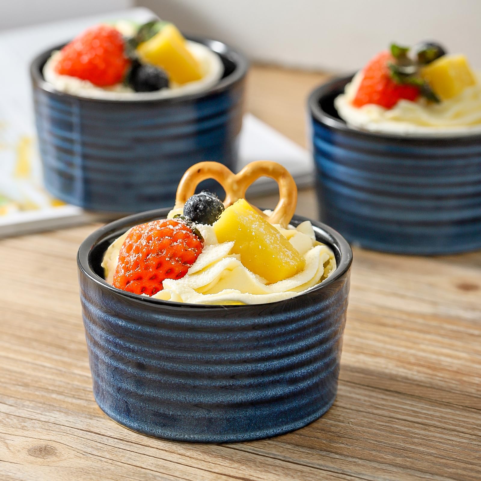 Tazones para postres pastel de lava y soufflé, horneado uniforme.