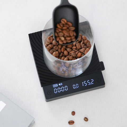 TIMEMORE Básico Mini: dimensiones compactas para viajes y cocina.