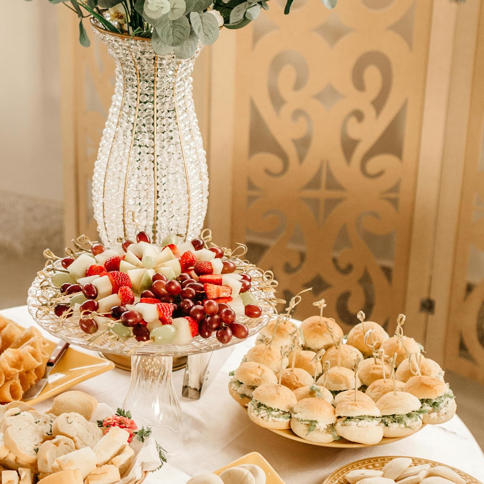 Pinchos para charcutería y aperitivos, elegancia en cada porción.