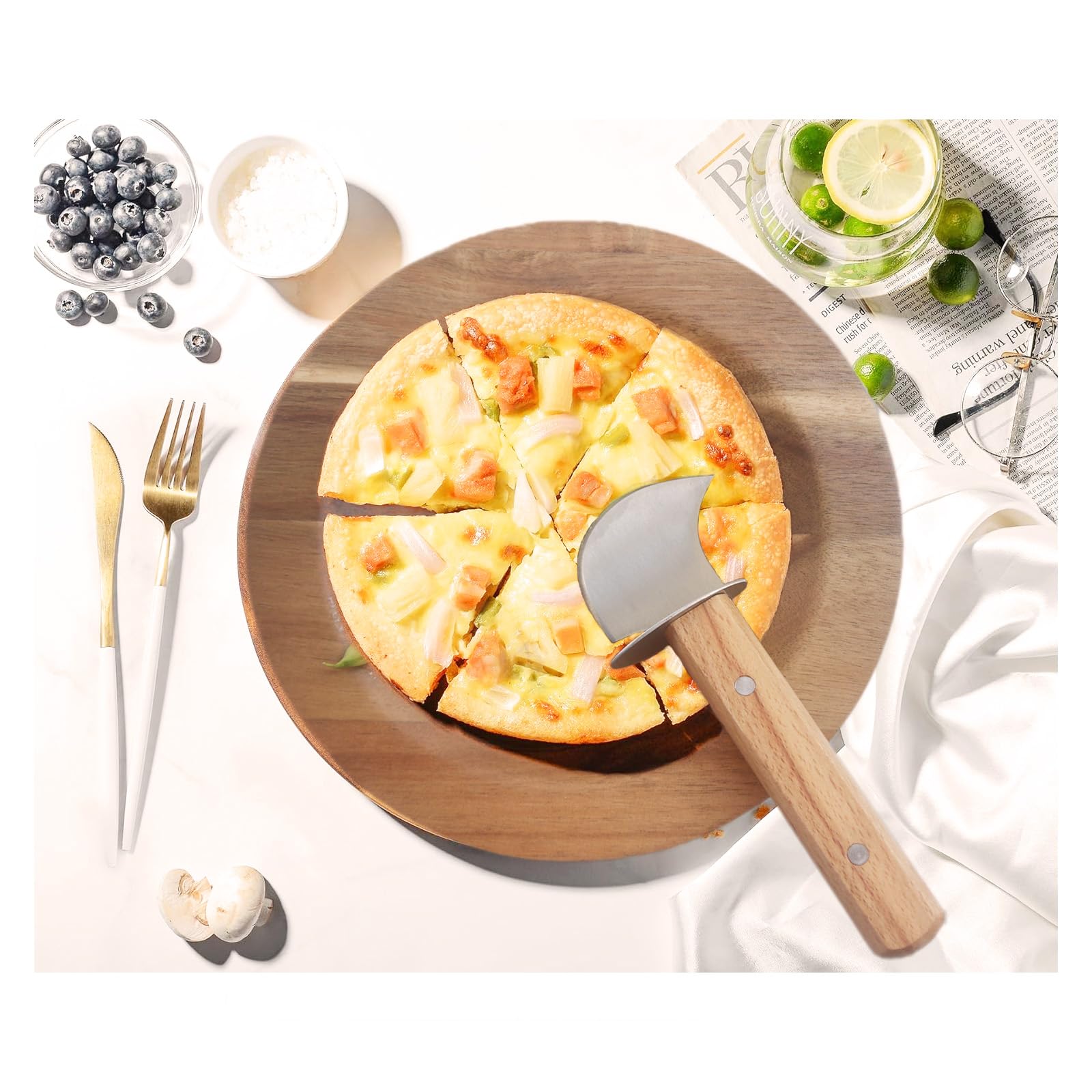 Mezzaluna TIYOORTA: perfecta para quesos, embutidos y aperitivos.