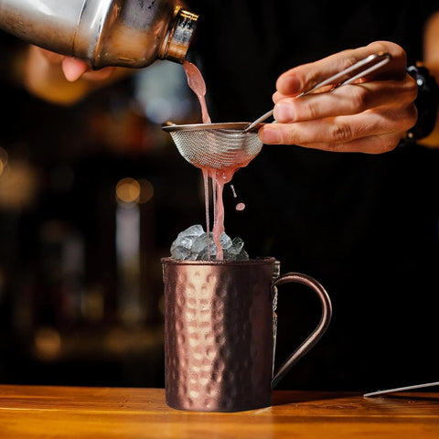 Regalo ideal TJ Moscow Mule para anfitriones y amantes de bebidas.