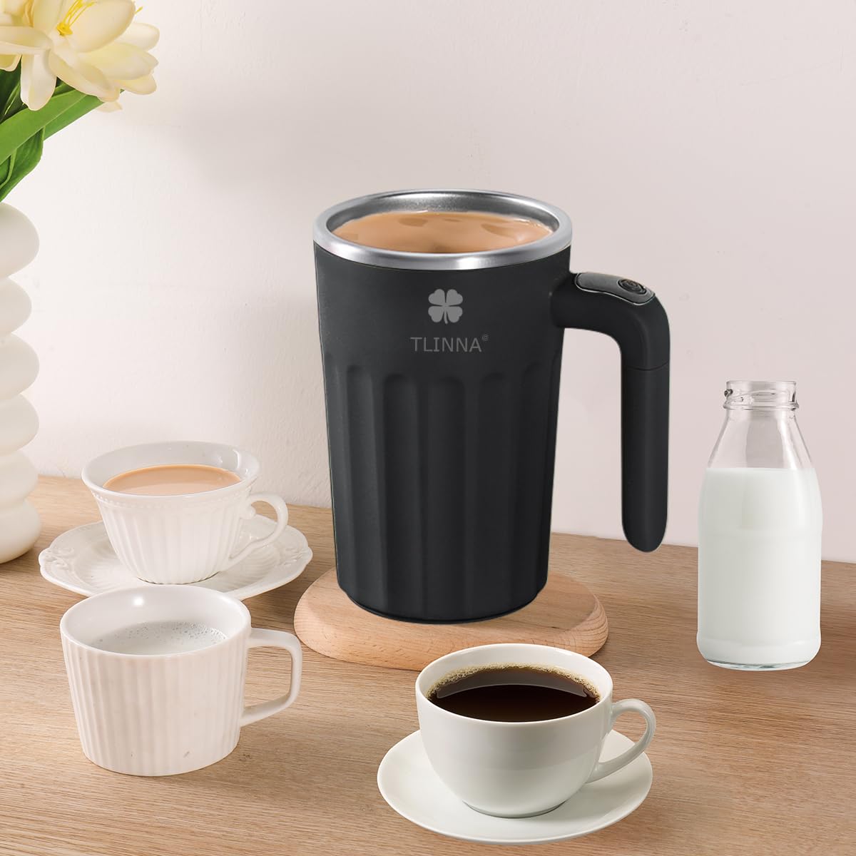 Tlinna: taza autoagitante para té, mezcla uniforme sin esfuerzo.