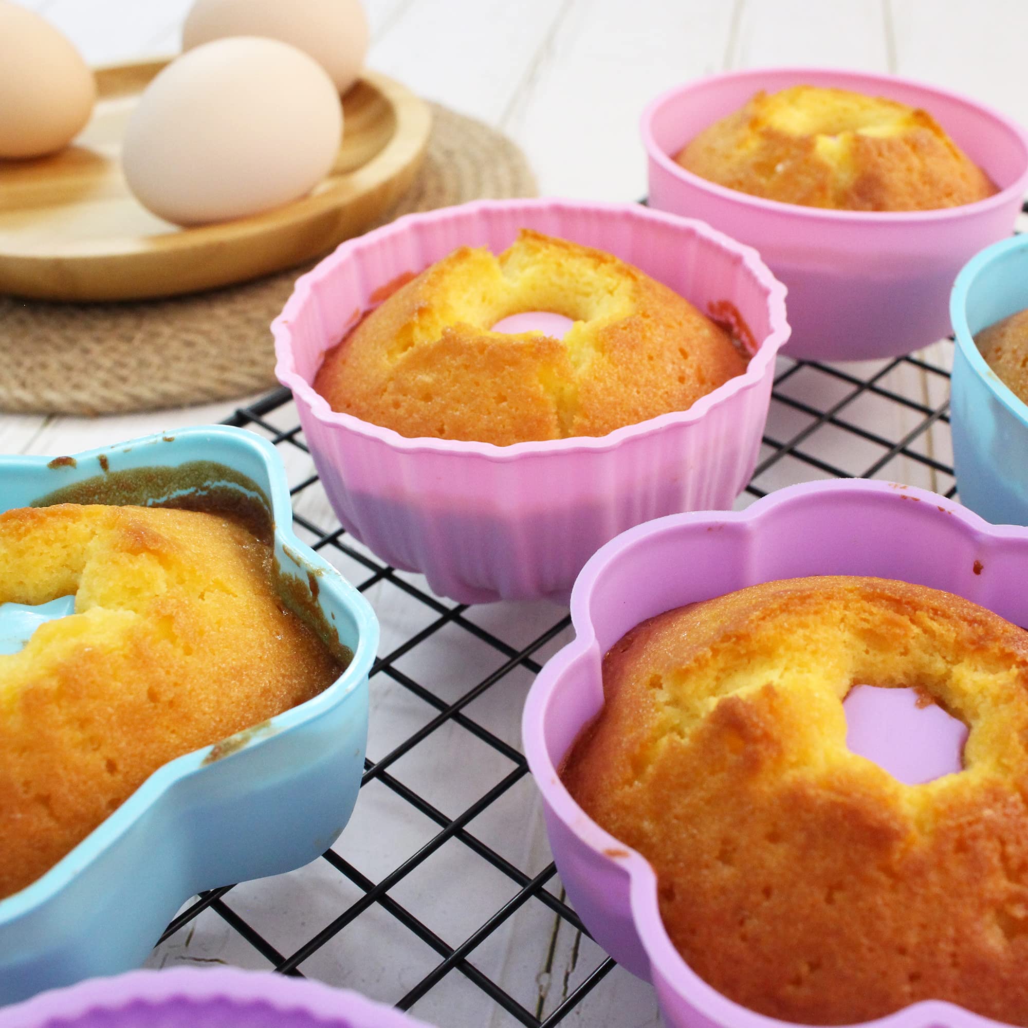 To encounter moldes silicona mini muffins 3 pulgadas, flexibles y desmolde suave.