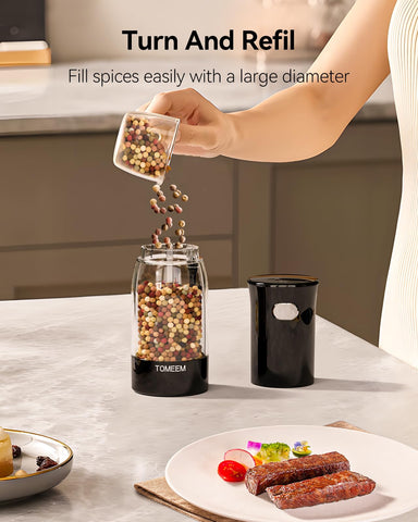 Conjunto TOMEEM con diseño práctico para la cocina.