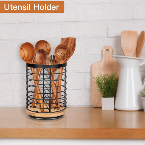 Toosci porta-utensilios diseño moderno en negro mate con base de madera.