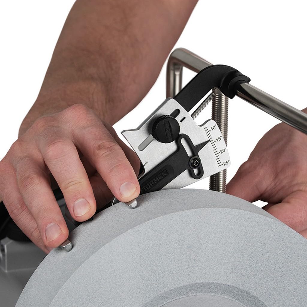 Tormek KS-123 usa cálculos geométricos exactos para un ángulo de afilado estable.