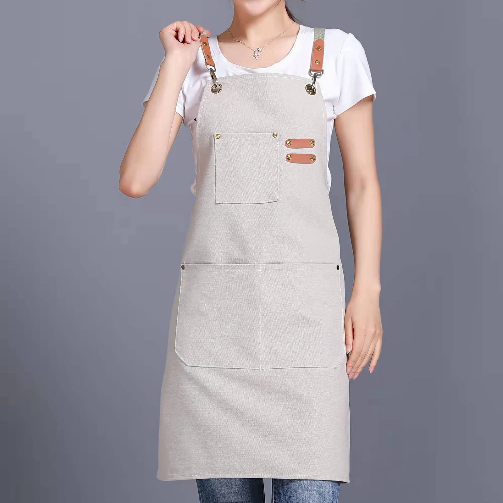 Detalle de herraje de cuero Tosewever que evita deslizamientos de la correa