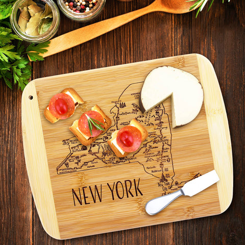 Totally Bamboo, escenas de Nueva York grabadas en la tabla para servir.