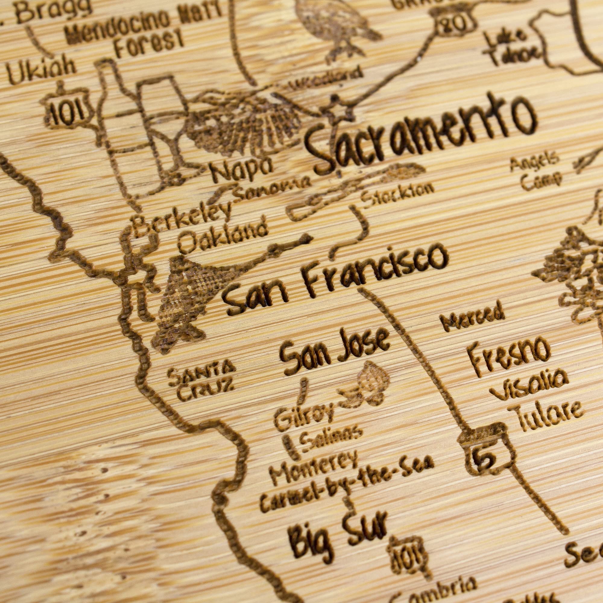 Totally Bamboo, detalle grabado en bambú Moso para California